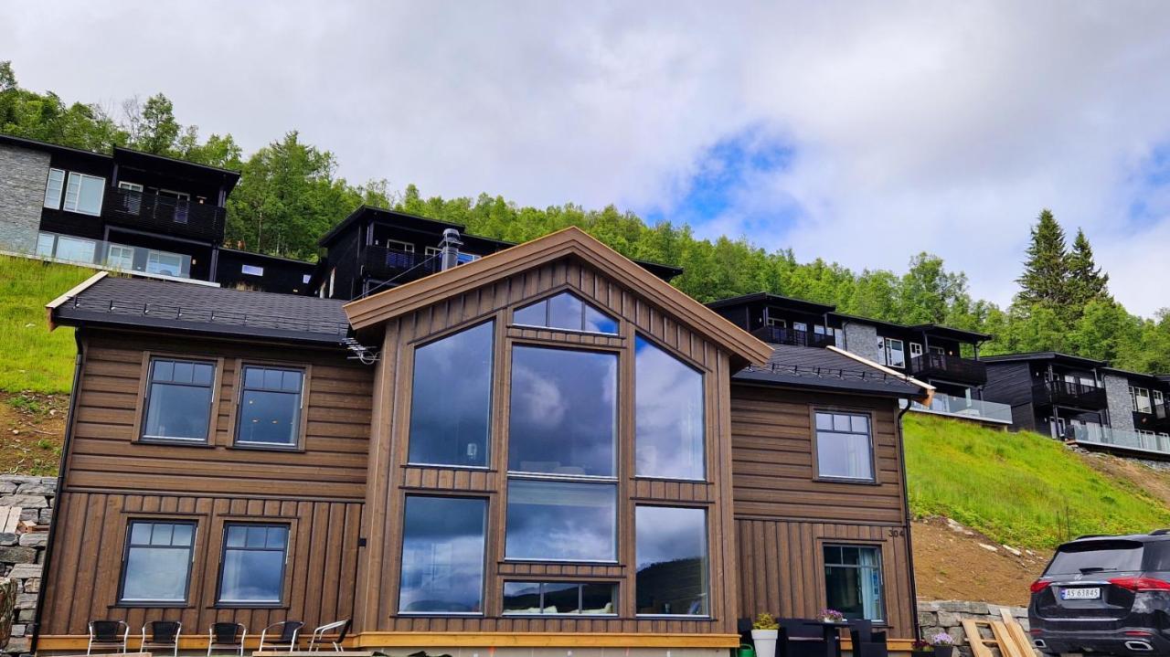 Mlodge - The Mountain Lodge Sogndal Exterior photo